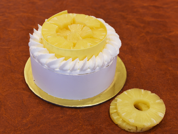 Fresh Pineapple Eggless