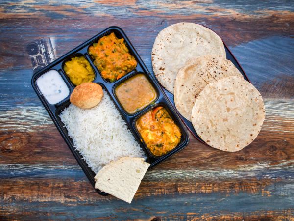 Khau Galli Special-Thali