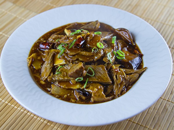 Roasted Lamb in a Sauce Mahlak