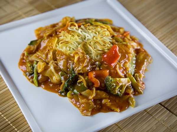 Pan Fried Noodles with a Hot Garlic Vegetable
