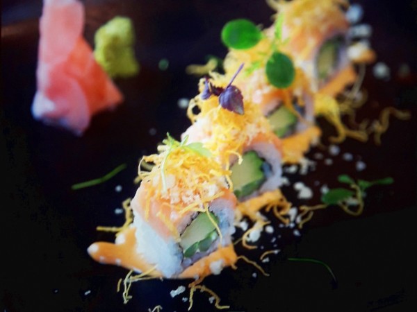 Tanuki Salmon Roll