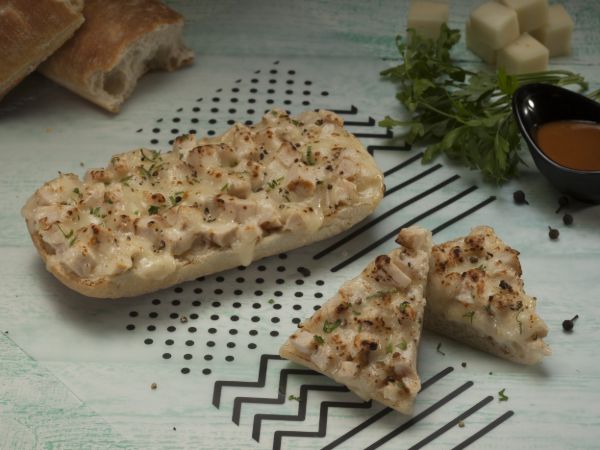 Chick - E- Naise