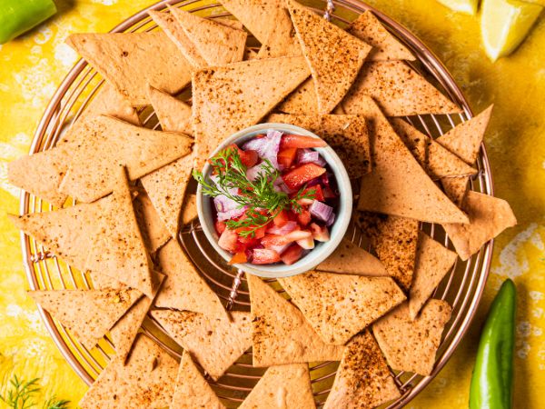 Mexican Chilli Tomato Crackers 100% Wholewheat