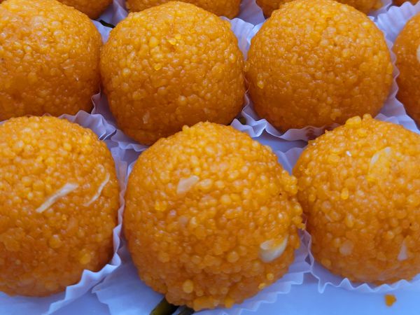 Motichoor Laddu