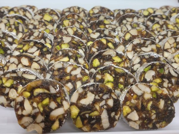 Dates Dry Fruit Roll