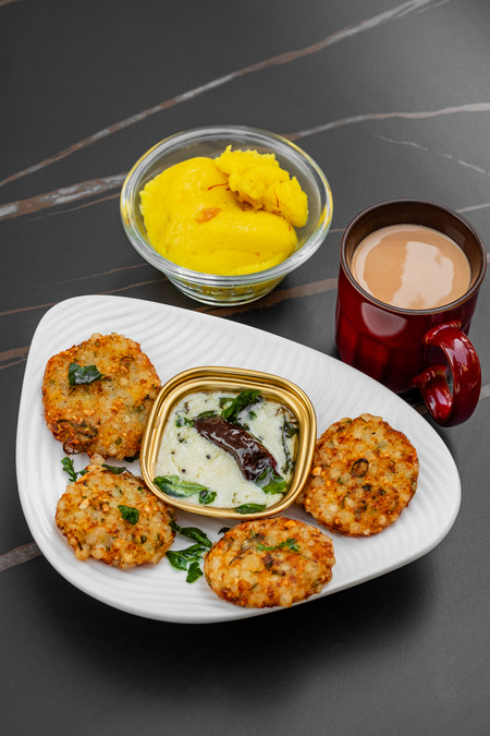 Sabudana vada small 4pcs..