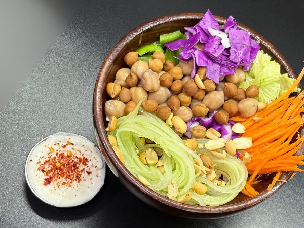 Vegitable Julienne Channa salad (Medium)