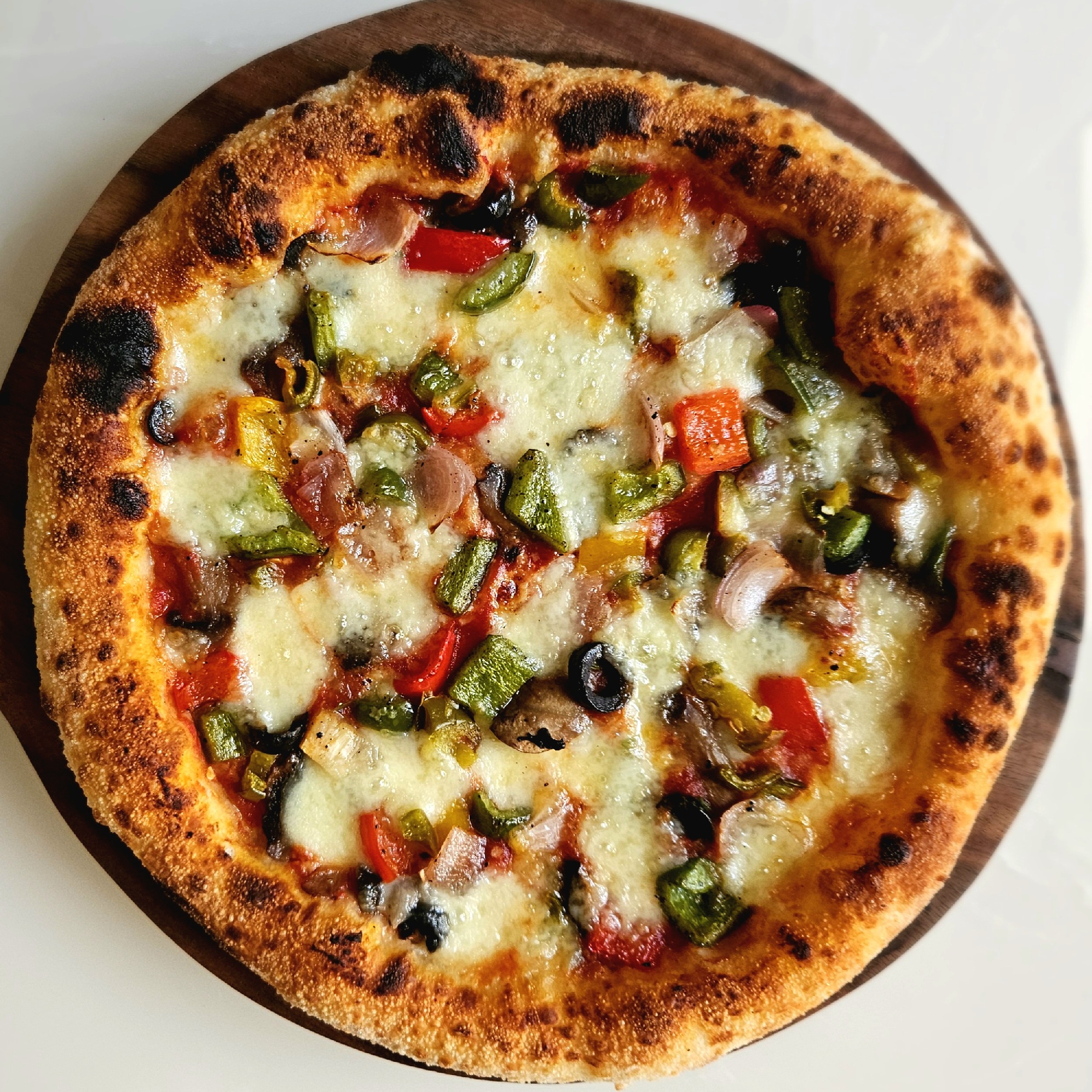 Vegetariana Pizza (Vegetable Loaded Pizza)