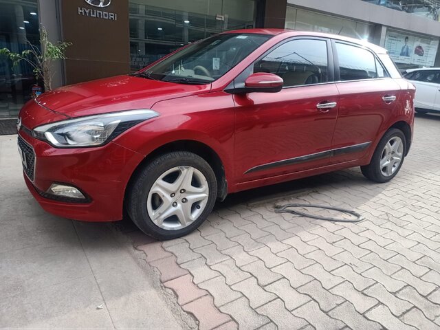 used HYUNDAI I20 ASTA à Bangalore chez Lakshmi Hyundai