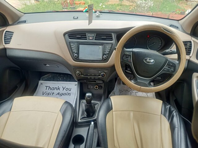 used HYUNDAI I20 ASTA à Bangalore chez Lakshmi Hyundai