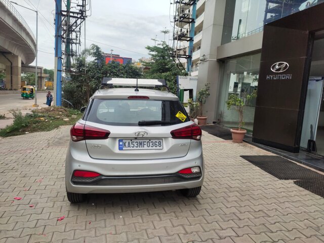 used HYUNDAI I20 ASTA O à Bangalore chez Lakshmi Hyundai