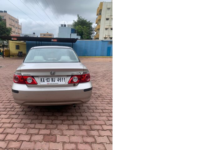 used Honda CITY zx à Bangalore chez Lakshmi Hyundai