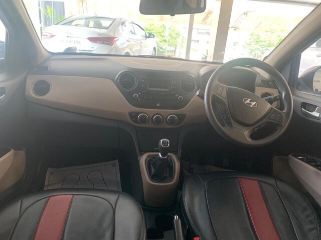 used HYUNDAI XCENT S à Bangalore chez Lakshmi Hyundai