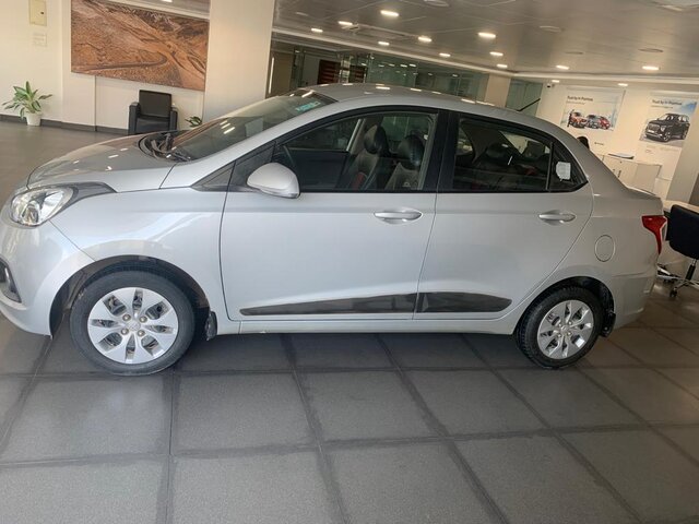 used HYUNDAI XCENT S à Bangalore chez Lakshmi Hyundai