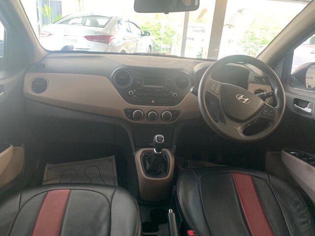 used HYUNDAI XCENT S à Bangalore chez Lakshmi Hyundai