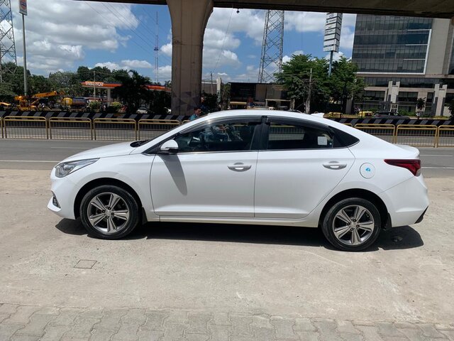 used HYUNDAI VERNA SX VTVT à Bangalore chez Lakshmi Hyundai