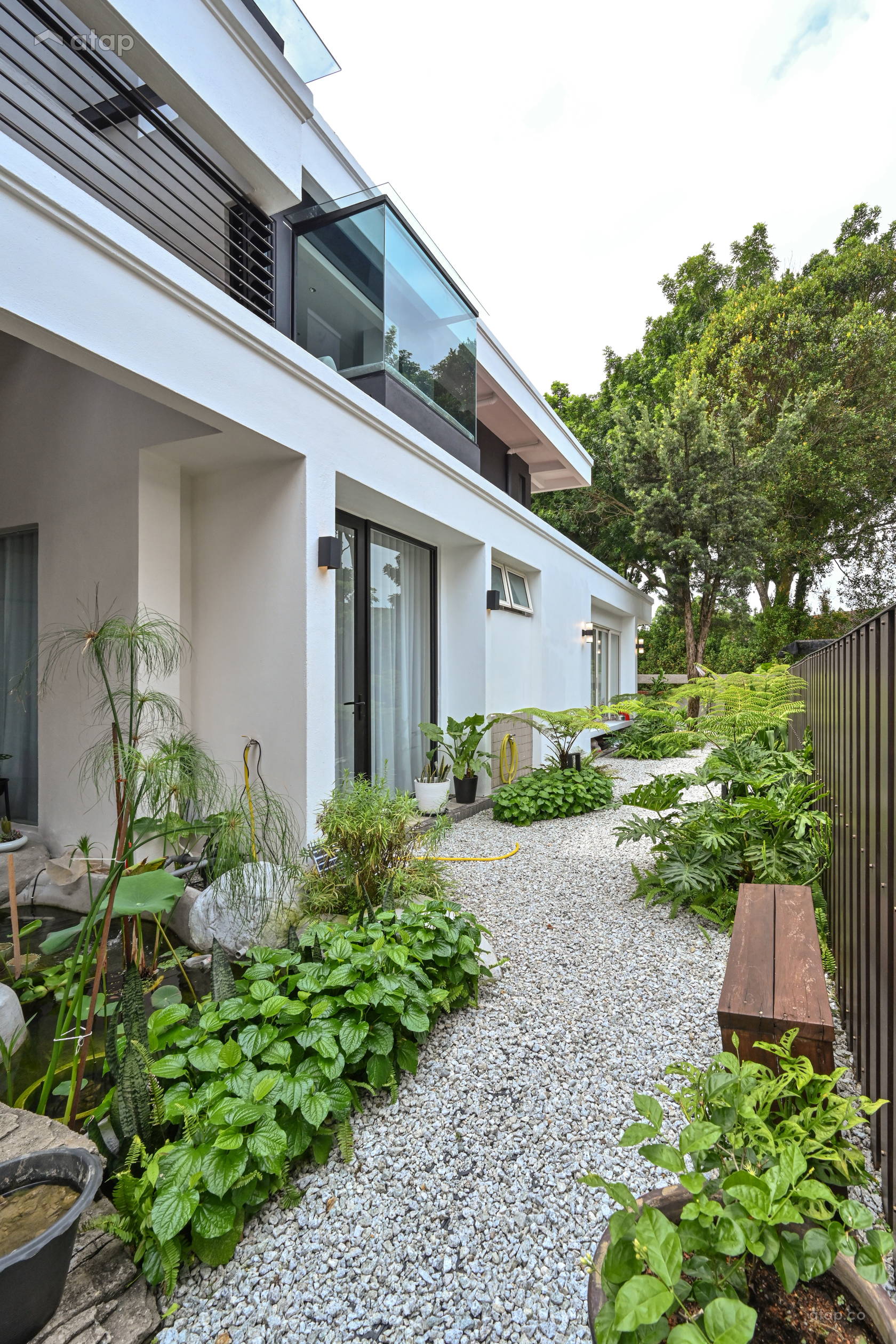 Zen Garden bungalow design ideas & photos Malaysia | Atap.co