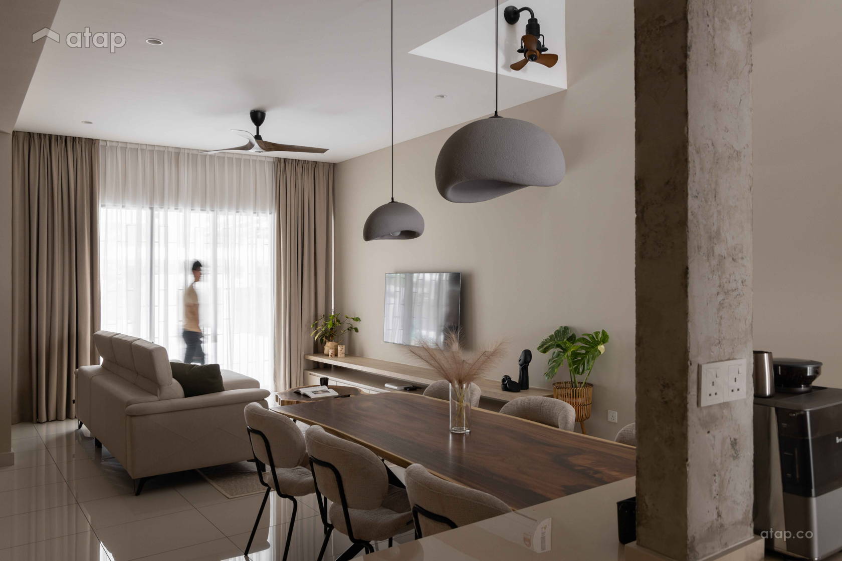 Minimalistic Living Room @ Haus 10