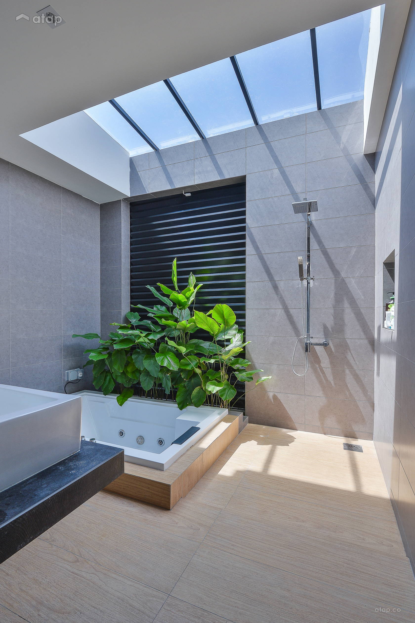 Contemporary Modern Bathroom terrace design ideas & photos Malaysia