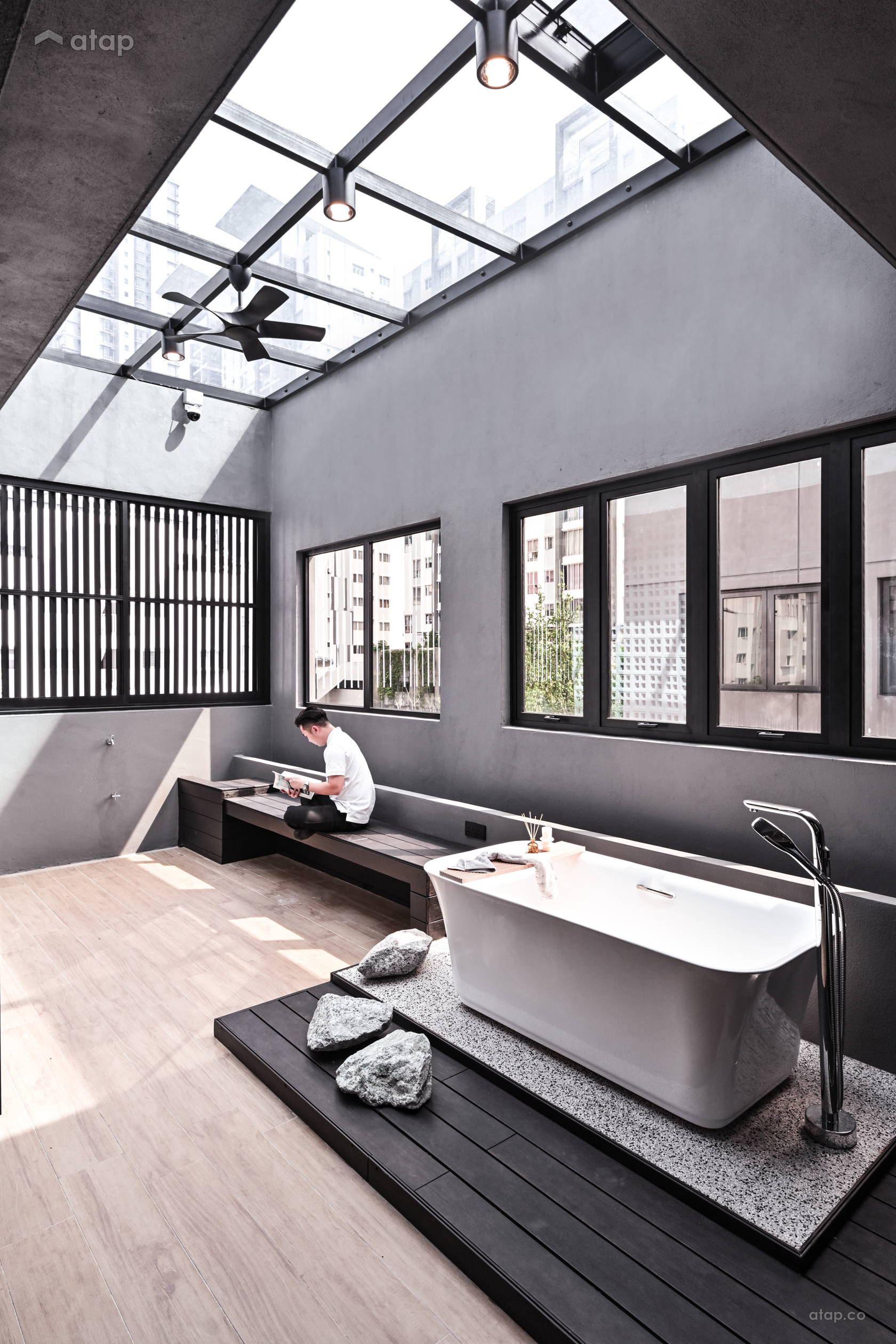 Modern Balcony Bathroom semi-detached design ideas & photos Malaysia ...
