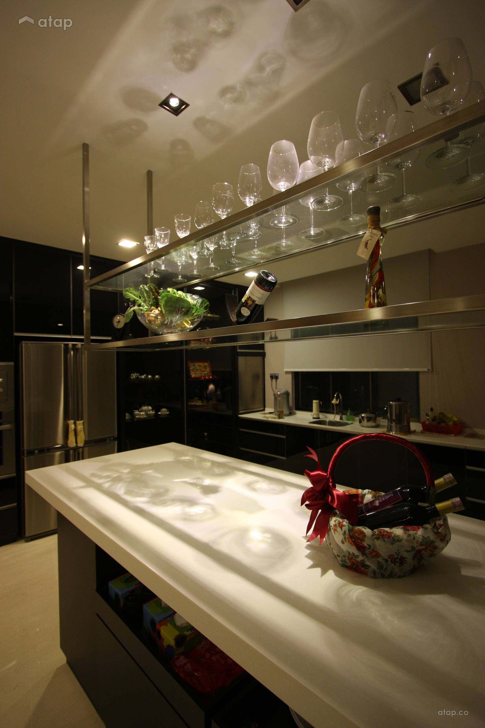 Contemporary Modern Kitchen @ Modern Tropical and Luxury