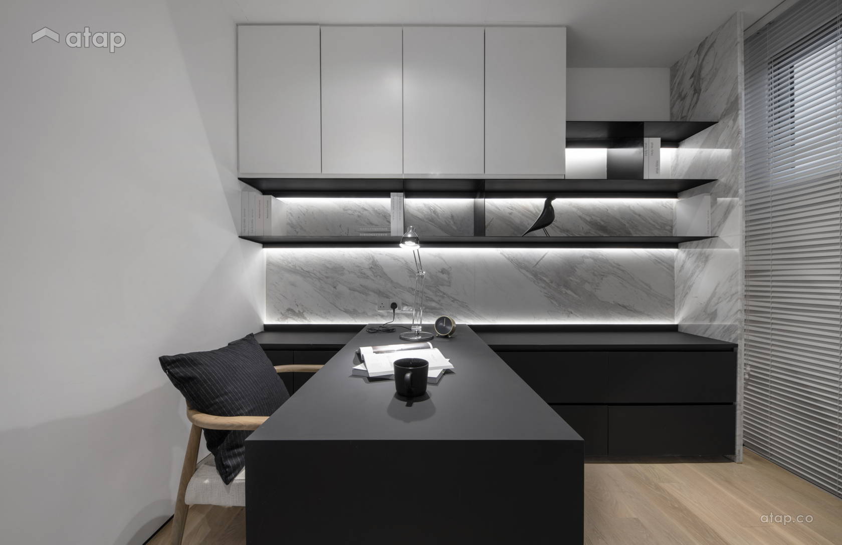 Contemporary Minimalistic Study Room @ The impact of white - Double Storey, Desa parkcity