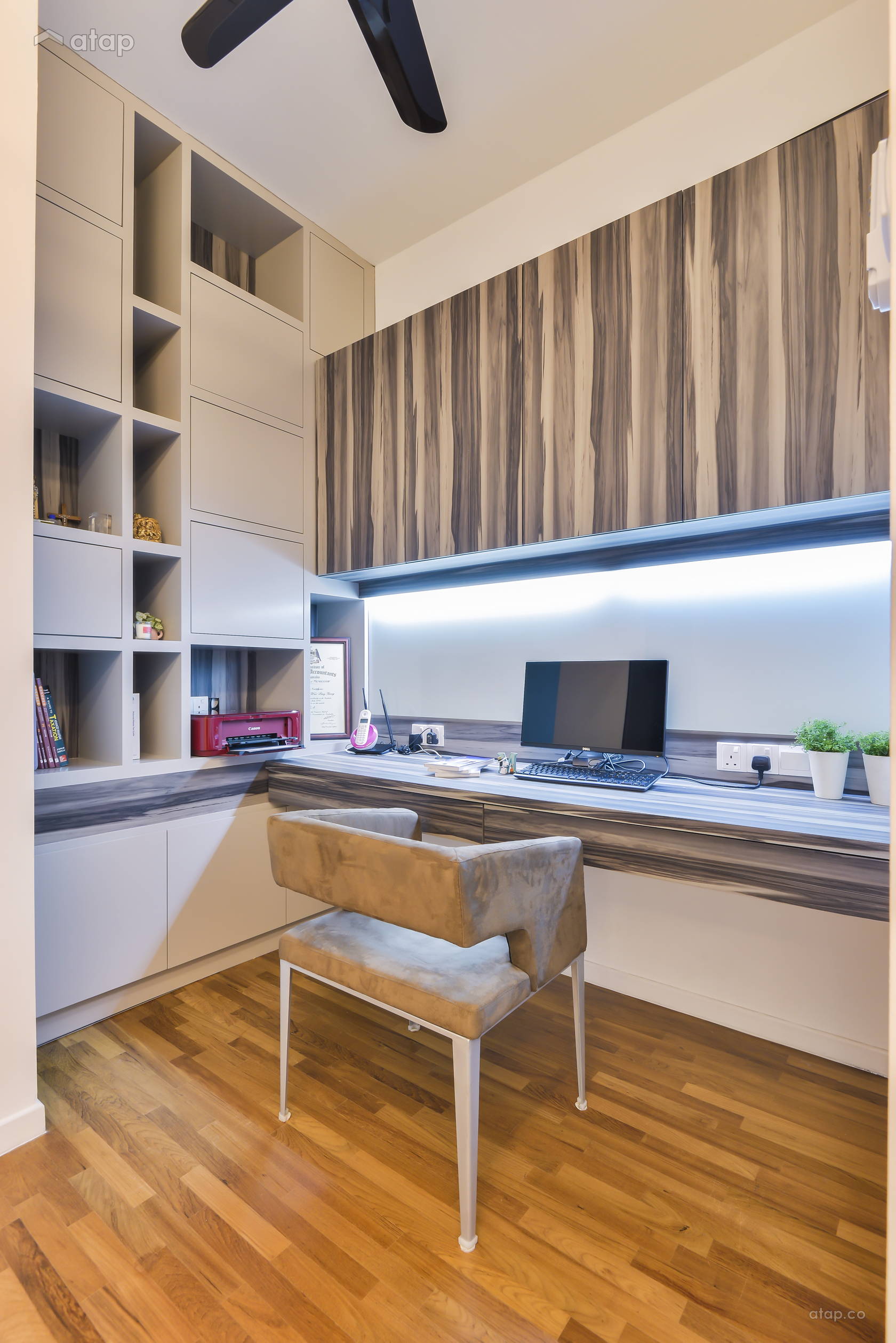 Modern Bedroom Study Room condominium design ideas & photos Malaysia ...