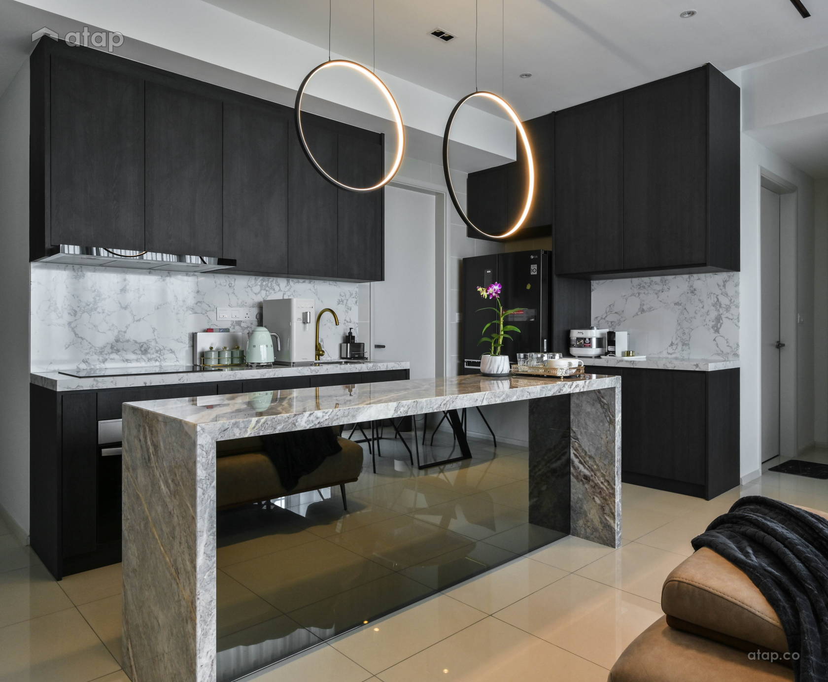 Contemporary Modern Kitchen condominium design ideas & photos Malaysia ...