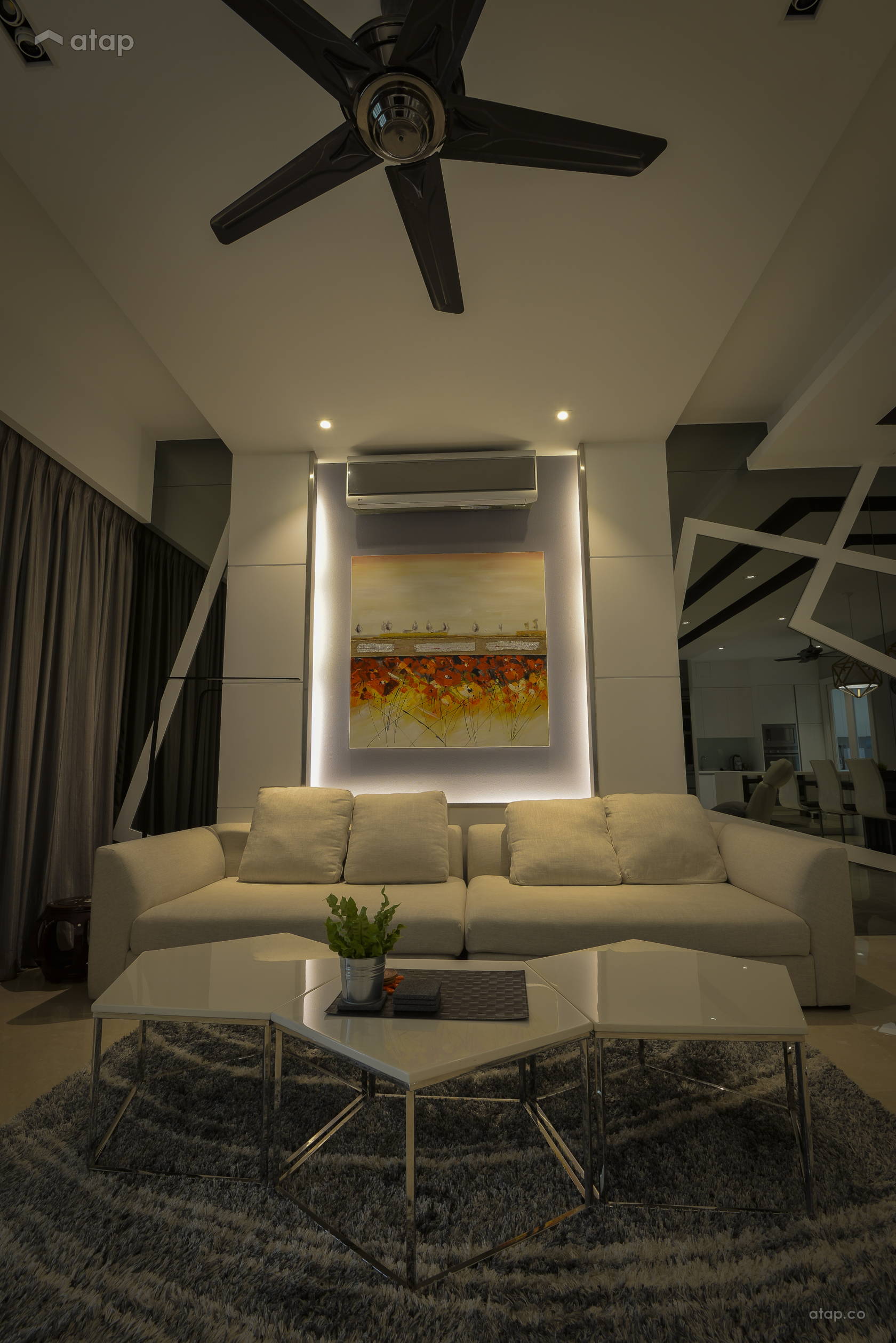 Contemporary Minimalistic Living Room @ < Visual Vehemence > @ Seni Mont' Kiara