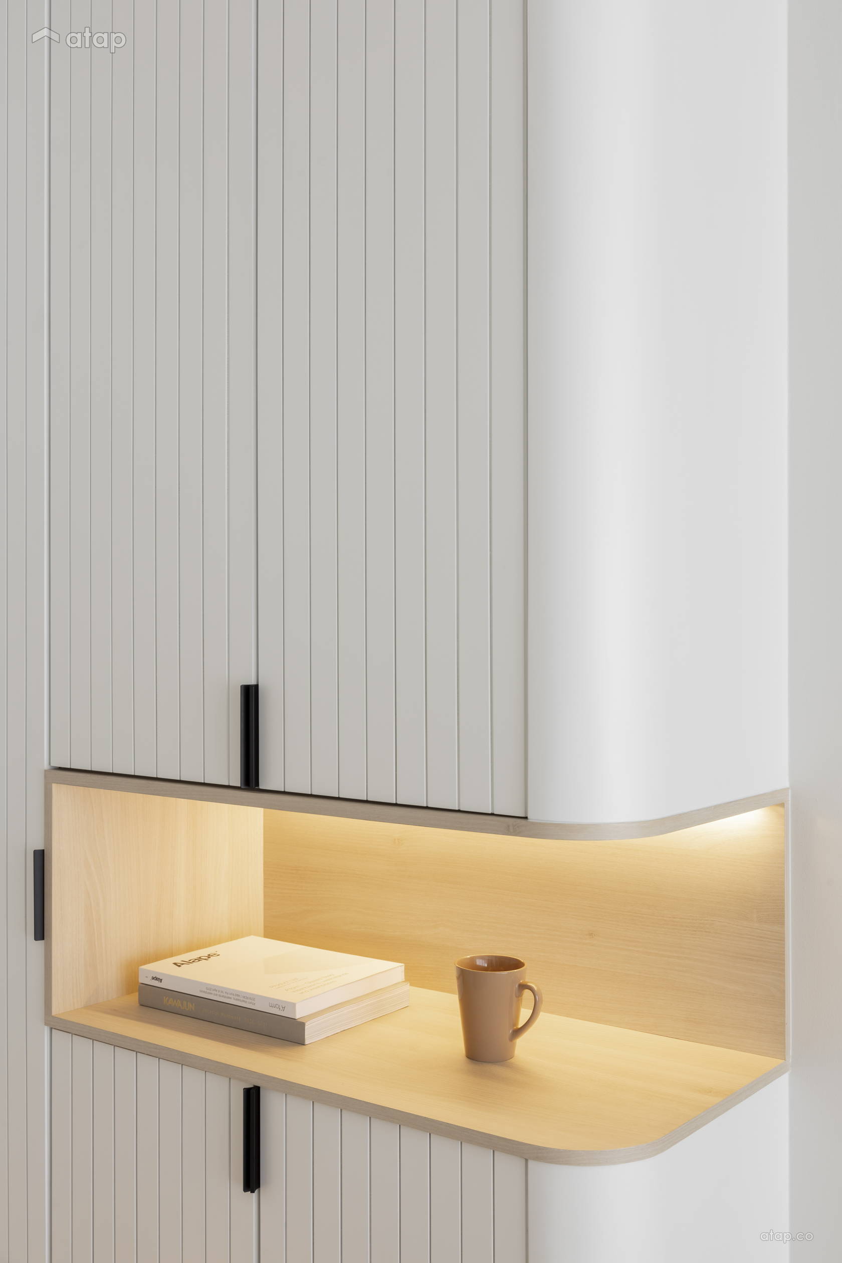 Picture of Minimalistic Scandinavian Foyer condominium design ideas & photos ...