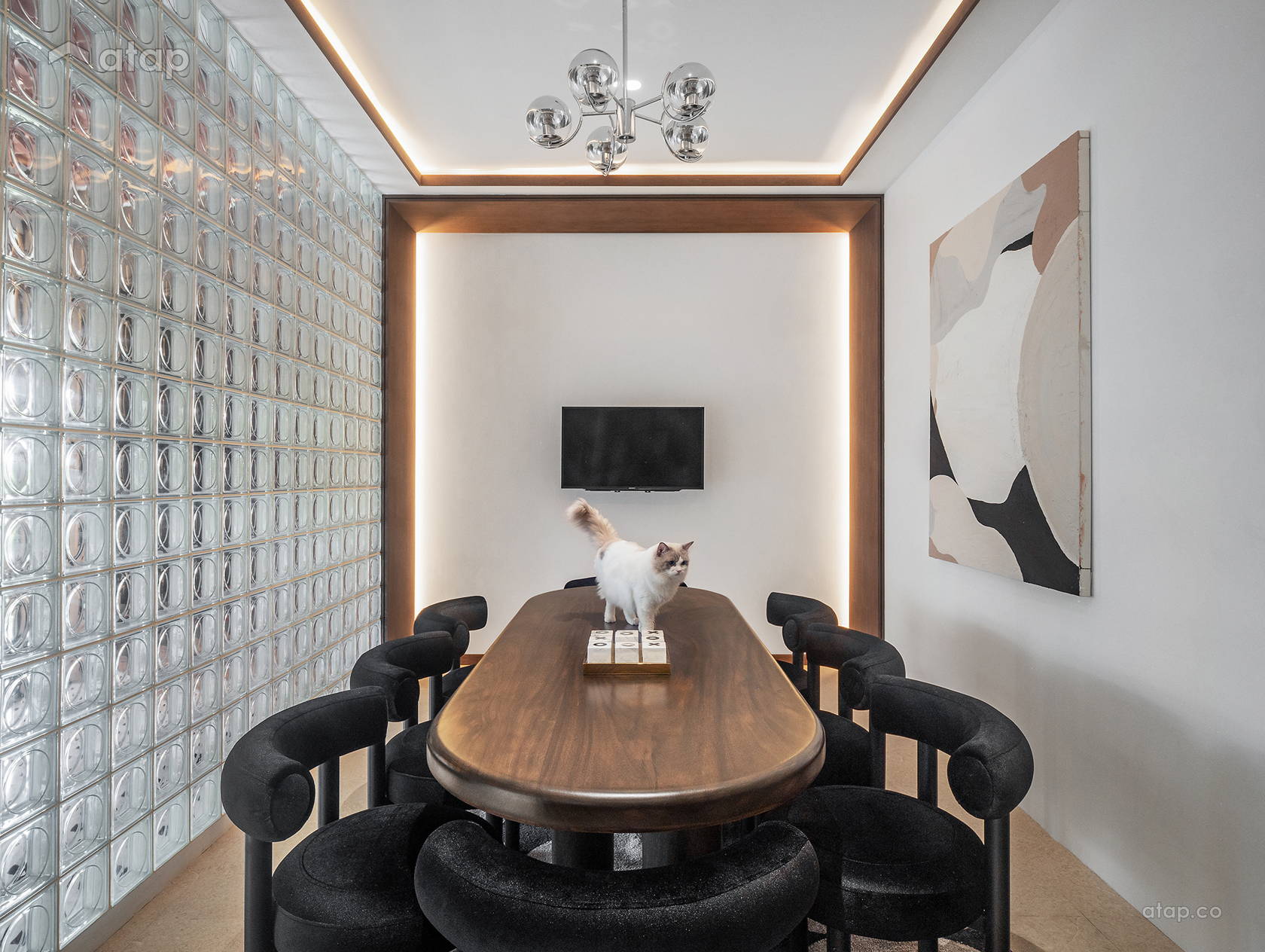 Modern Retro Office shophouse design ideas & photos Malaysia | Atap.co
