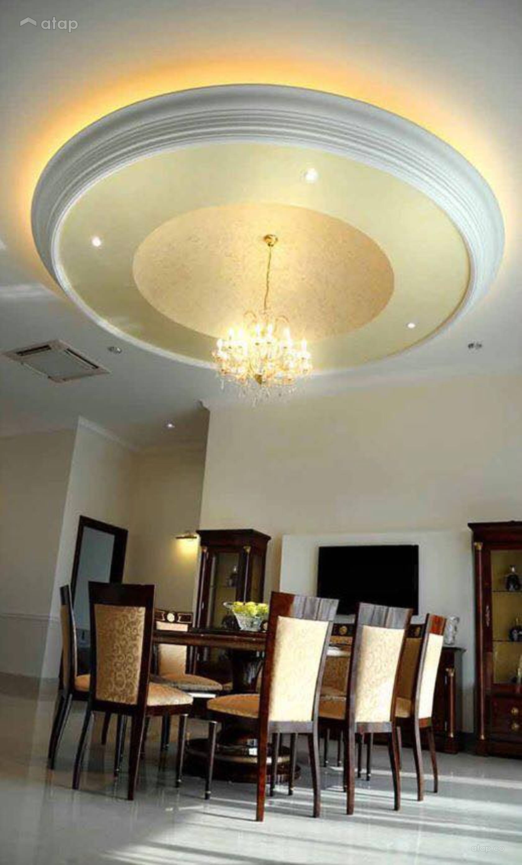 Classic Dining Room bungalow design ideas & photos Malaysia | Atap.co