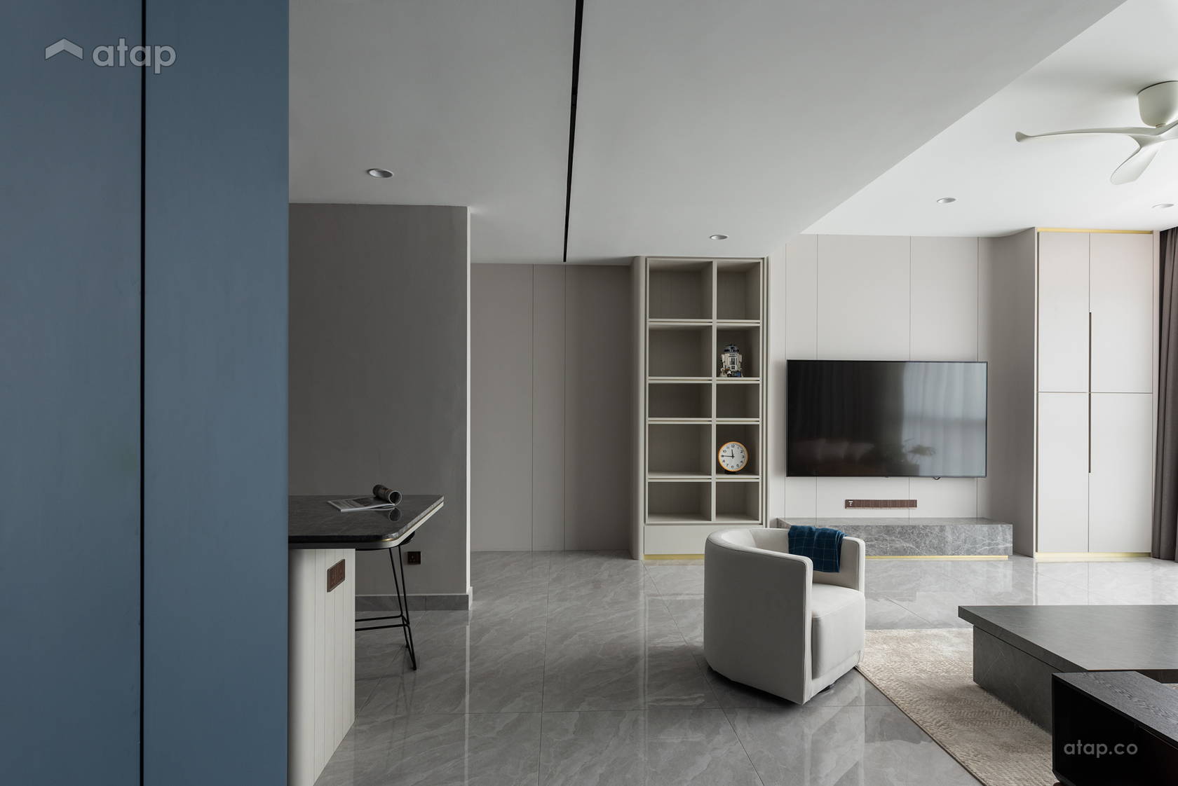Minimalistic Scandinavian Living Room condominium design ideas & photos ...