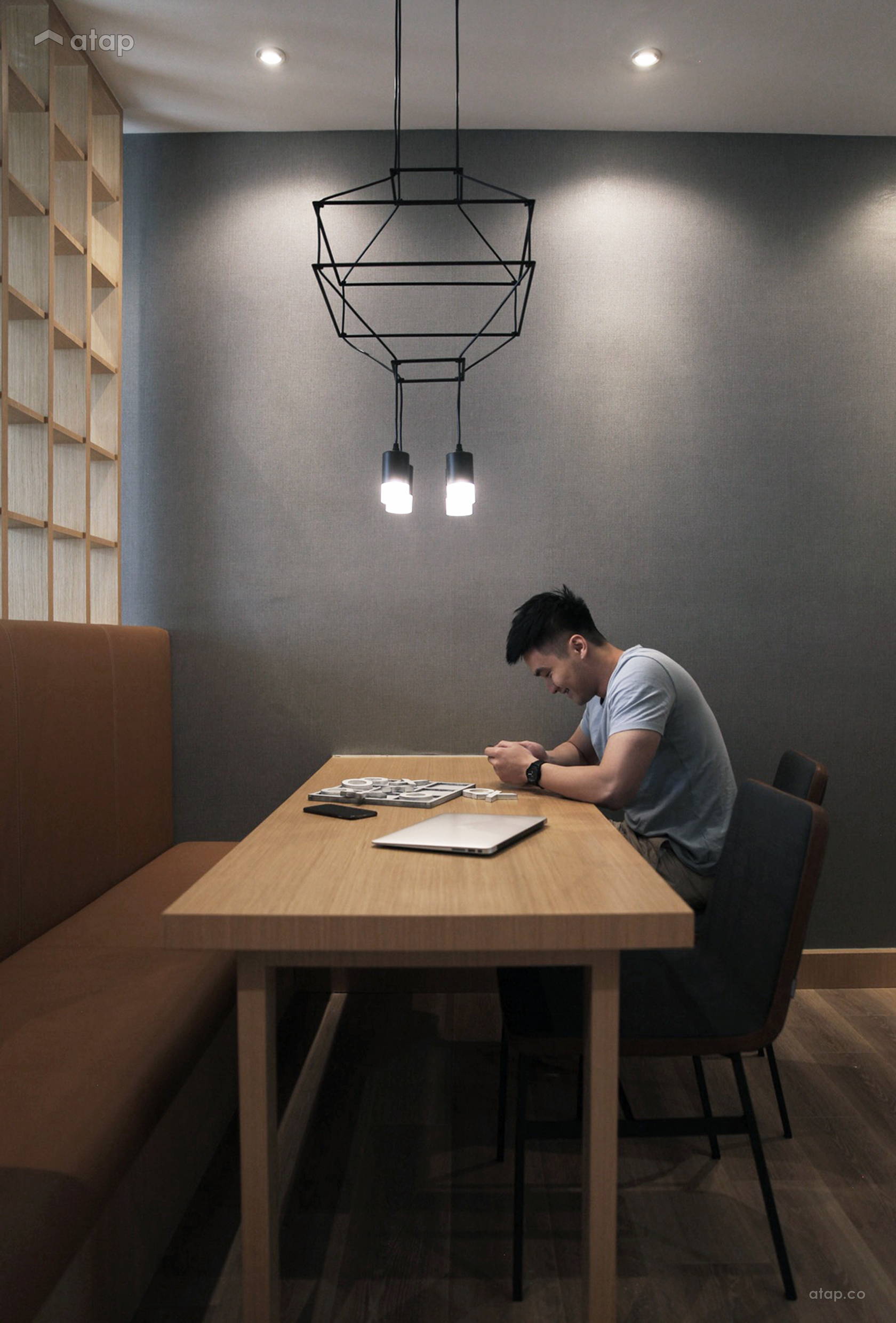 Bachelor Pad Dining Table