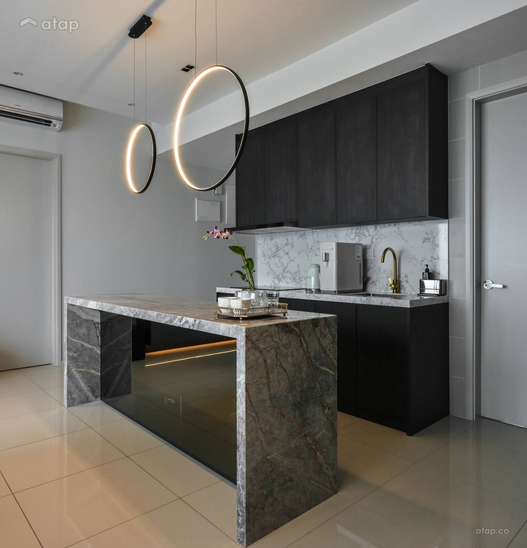 Contemporary Modern Kitchen condominium design ideas & photos Malaysia ...