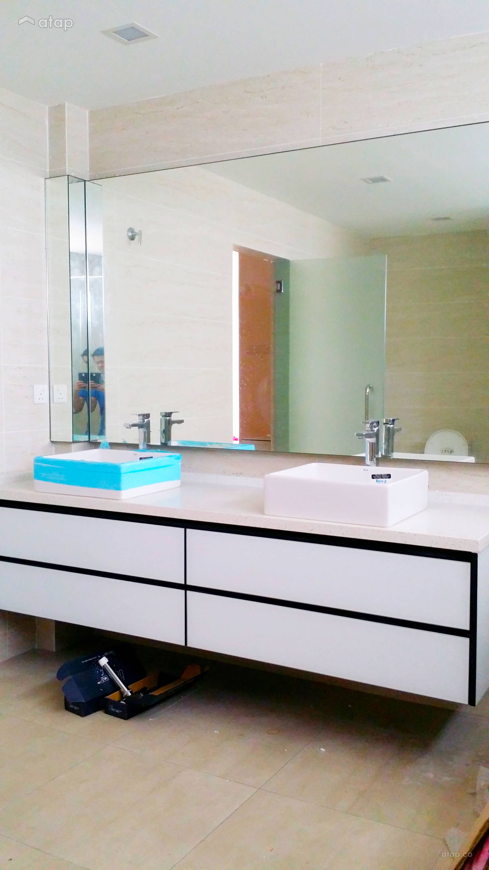 Scandinavian Zen Bathroom Dining Room semidetached design ideas