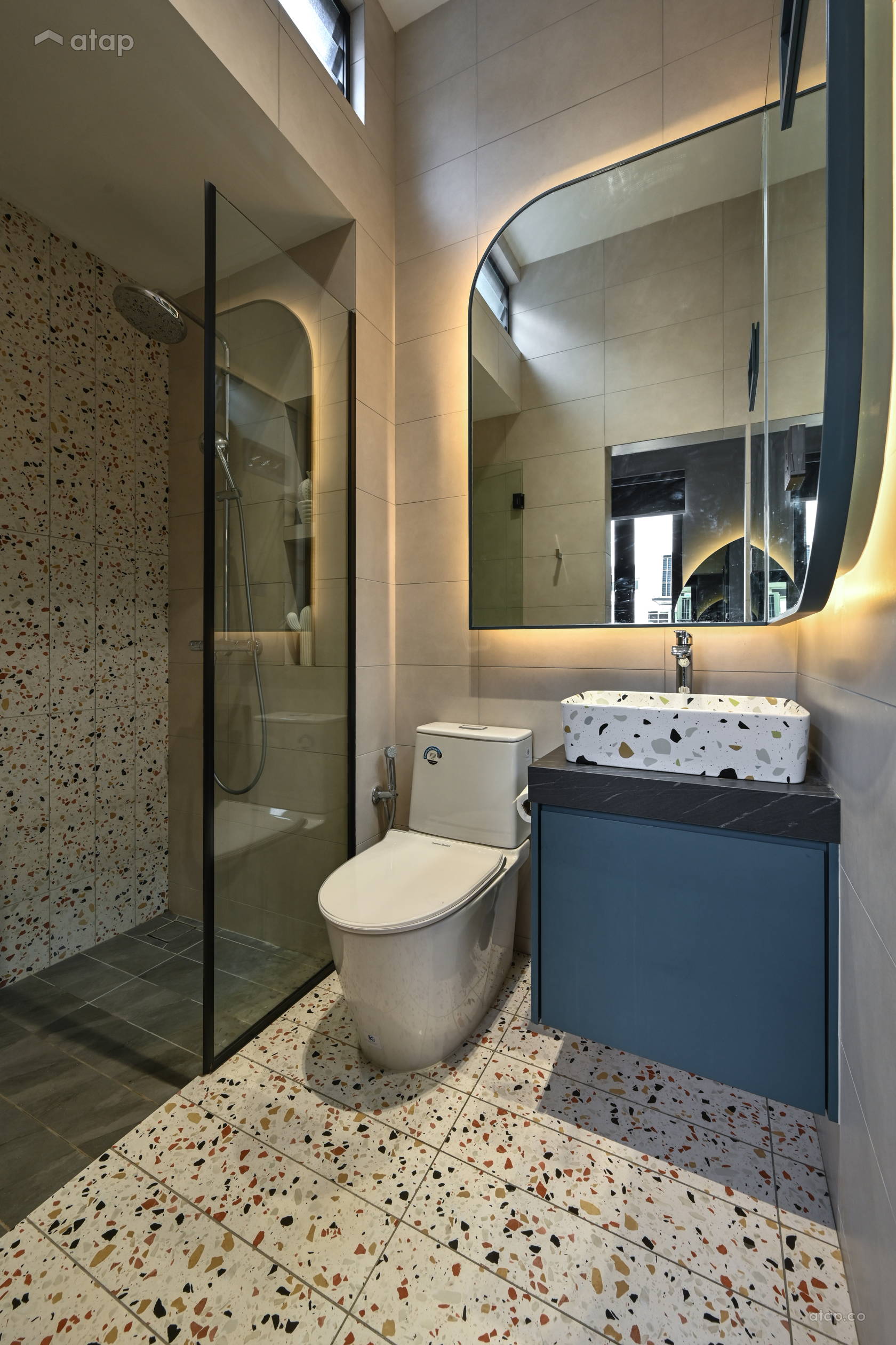 Contemporary Modern Bathroom semidetached design ideas & photos