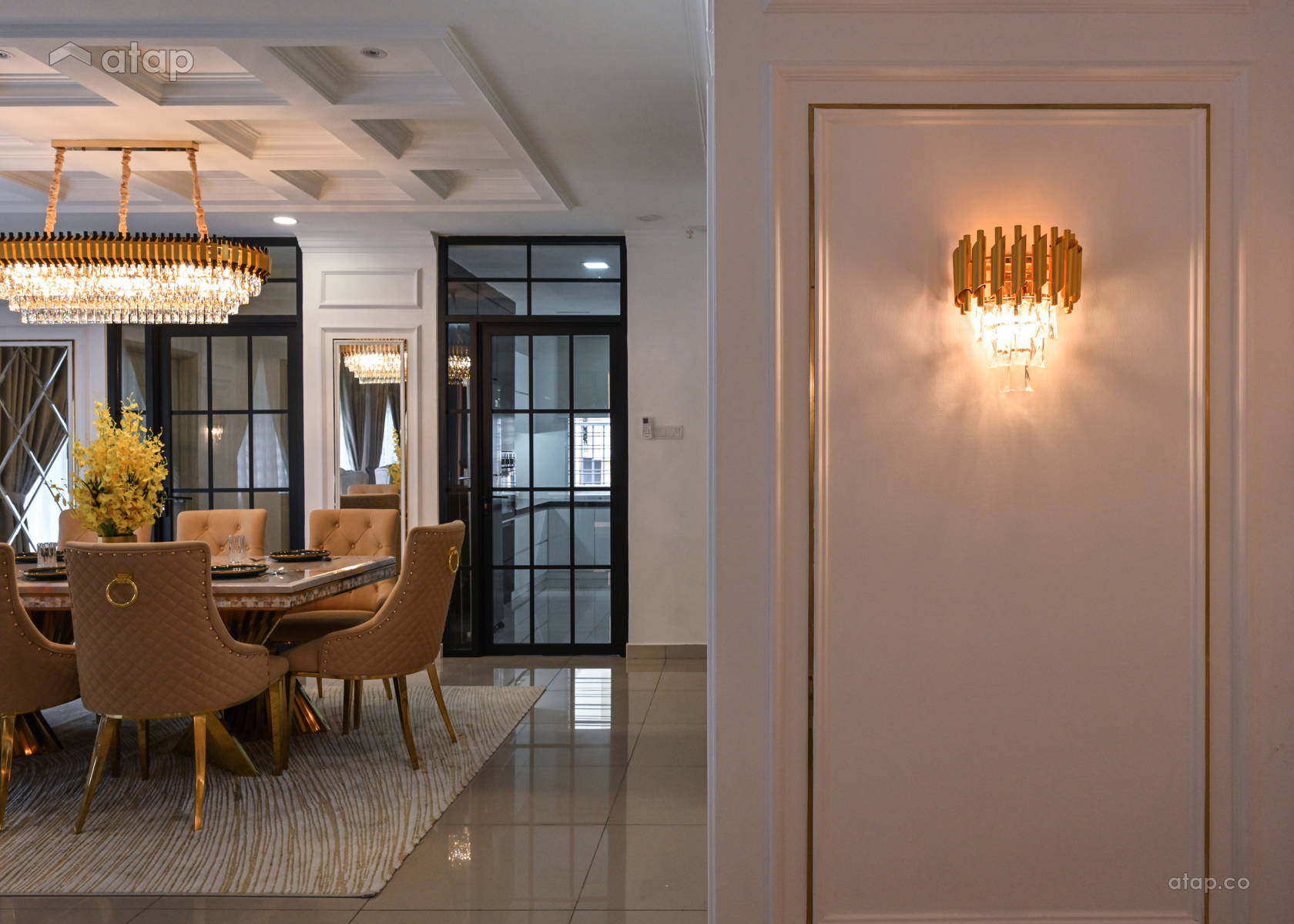 Modern Dining Room bungalow design ideas & photos Malaysia | Atap.co