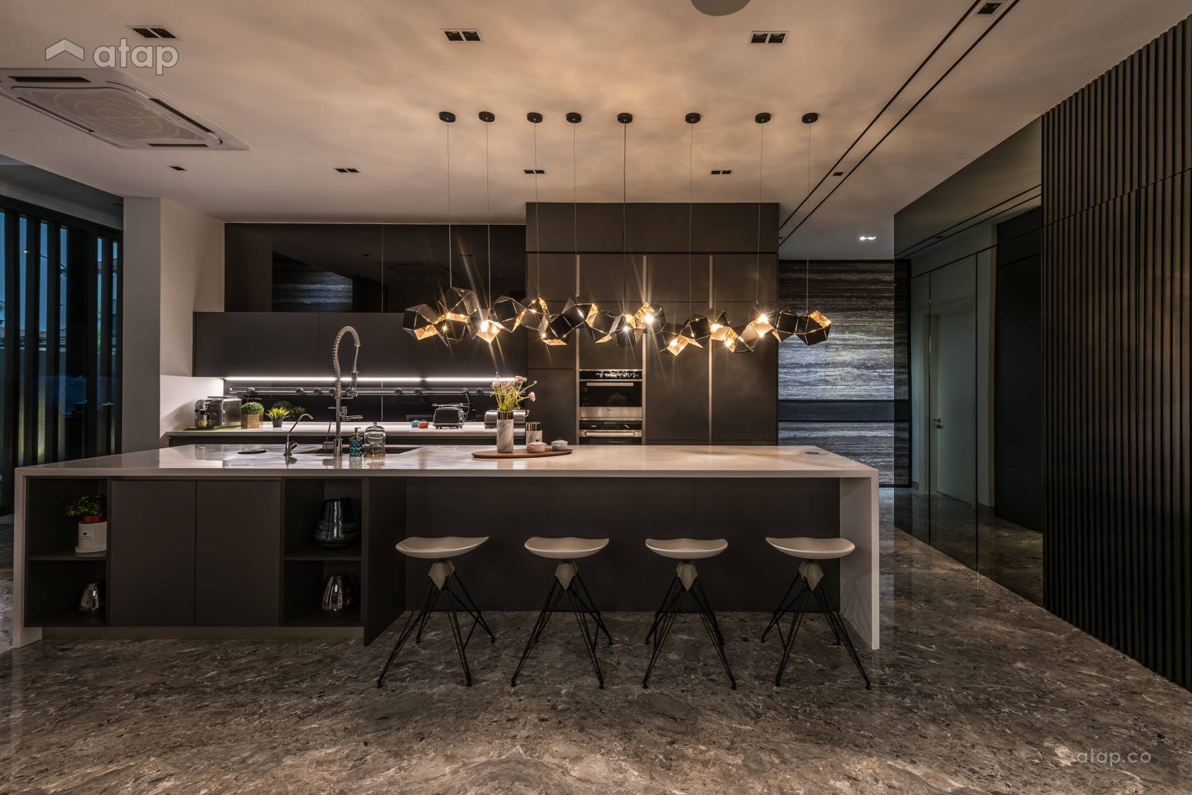 Modern Kitchen semi-detached design ideas & photos Malaysia | Atap.co