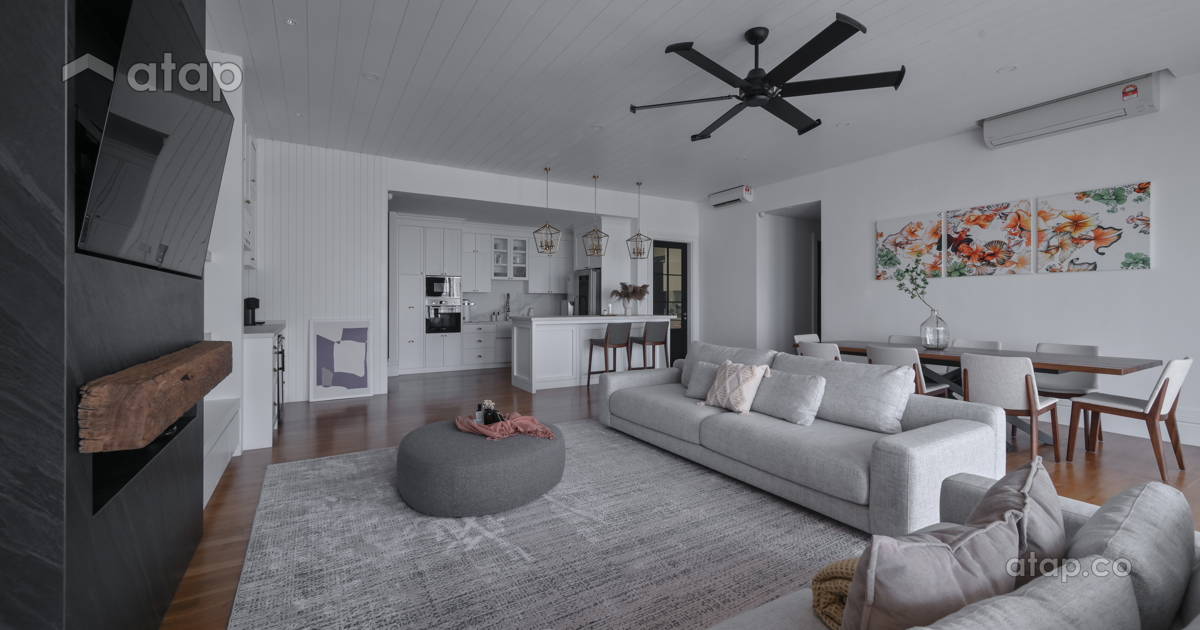 Picture of John Deere Tractor Lamp Base - Farmhouse / Country Decor - Works