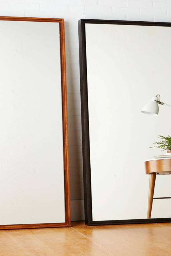 The Amateur’s Guide to the Oversized Mirror Trend The Amateur’s Guide to the Oversized Mirror Trend