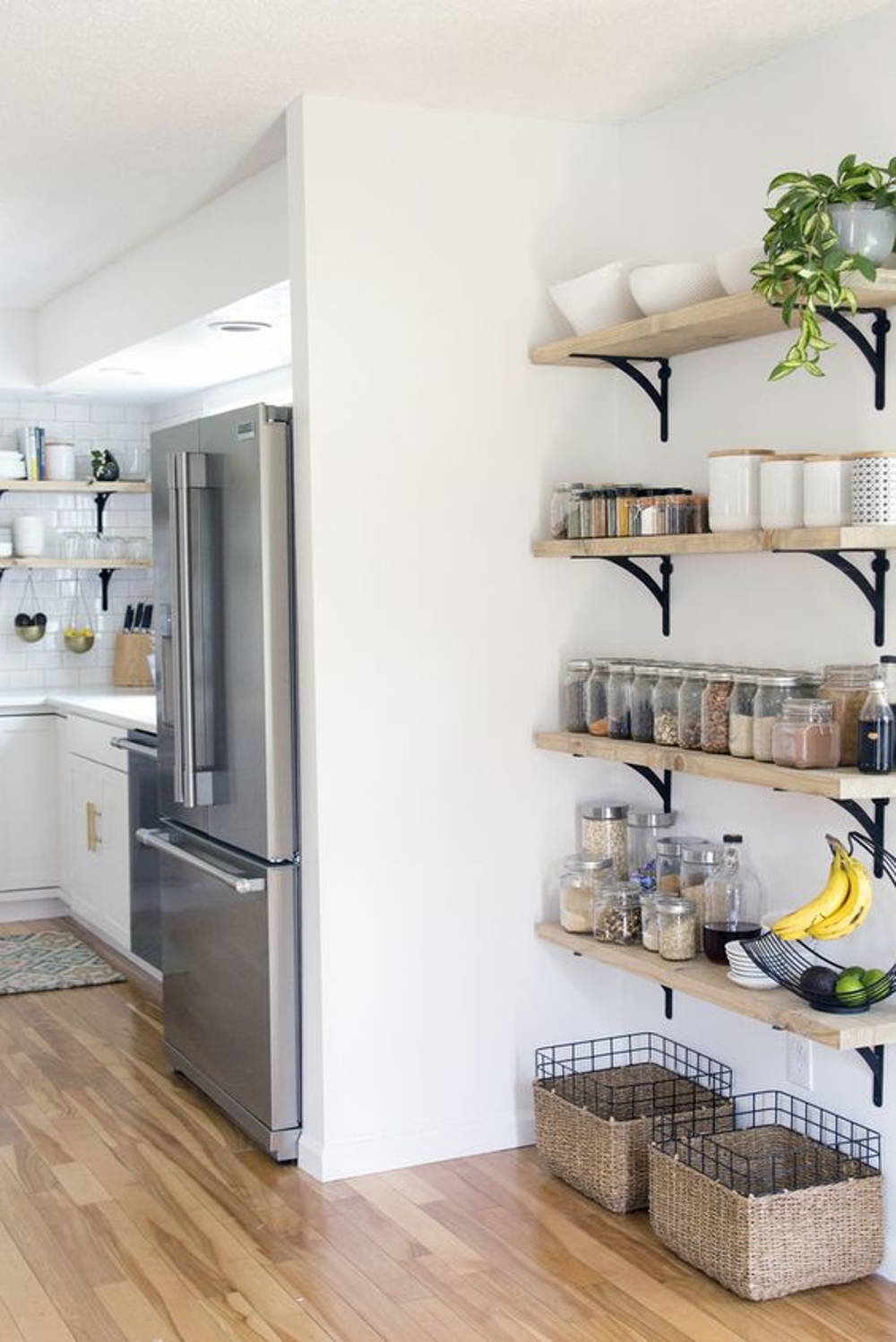 Kitchen open shelves