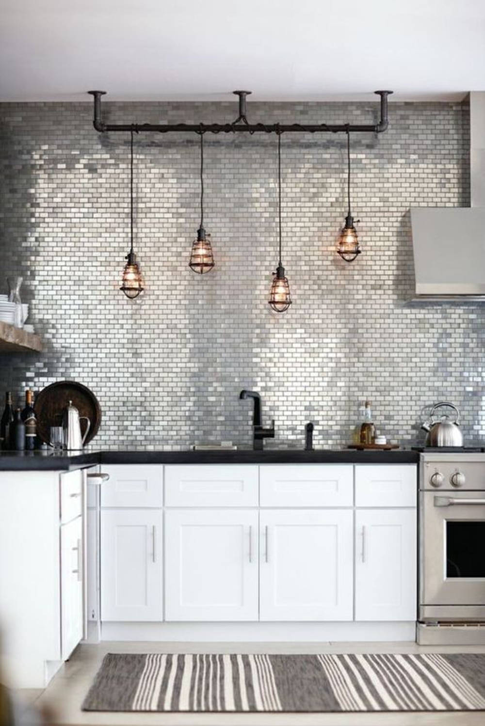 Reflective backsplash