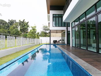These Malaysian Homes Feature Dreamy Swimming Pools That Help Beat the Heat
