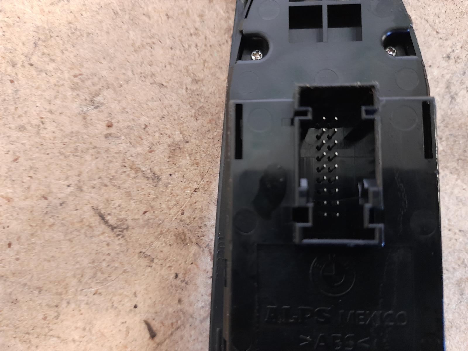 View Auto part Pwr Dr Wind Switch Bmw X5 2008