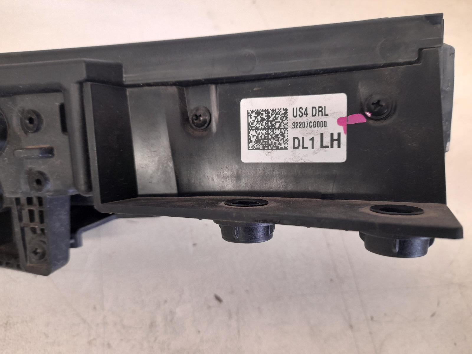 View Auto part Left Indicator/Fog/Side Hyundai Staria 2022
