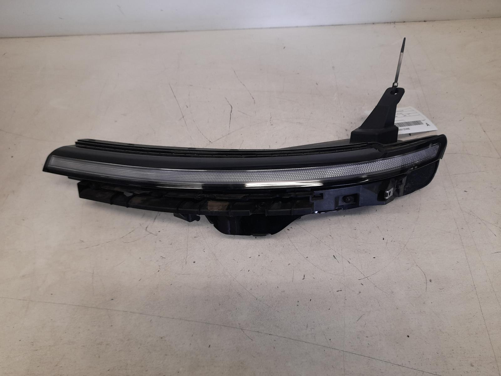 View Auto part Left Indicator/Fog/Side Hyundai Staria 2022