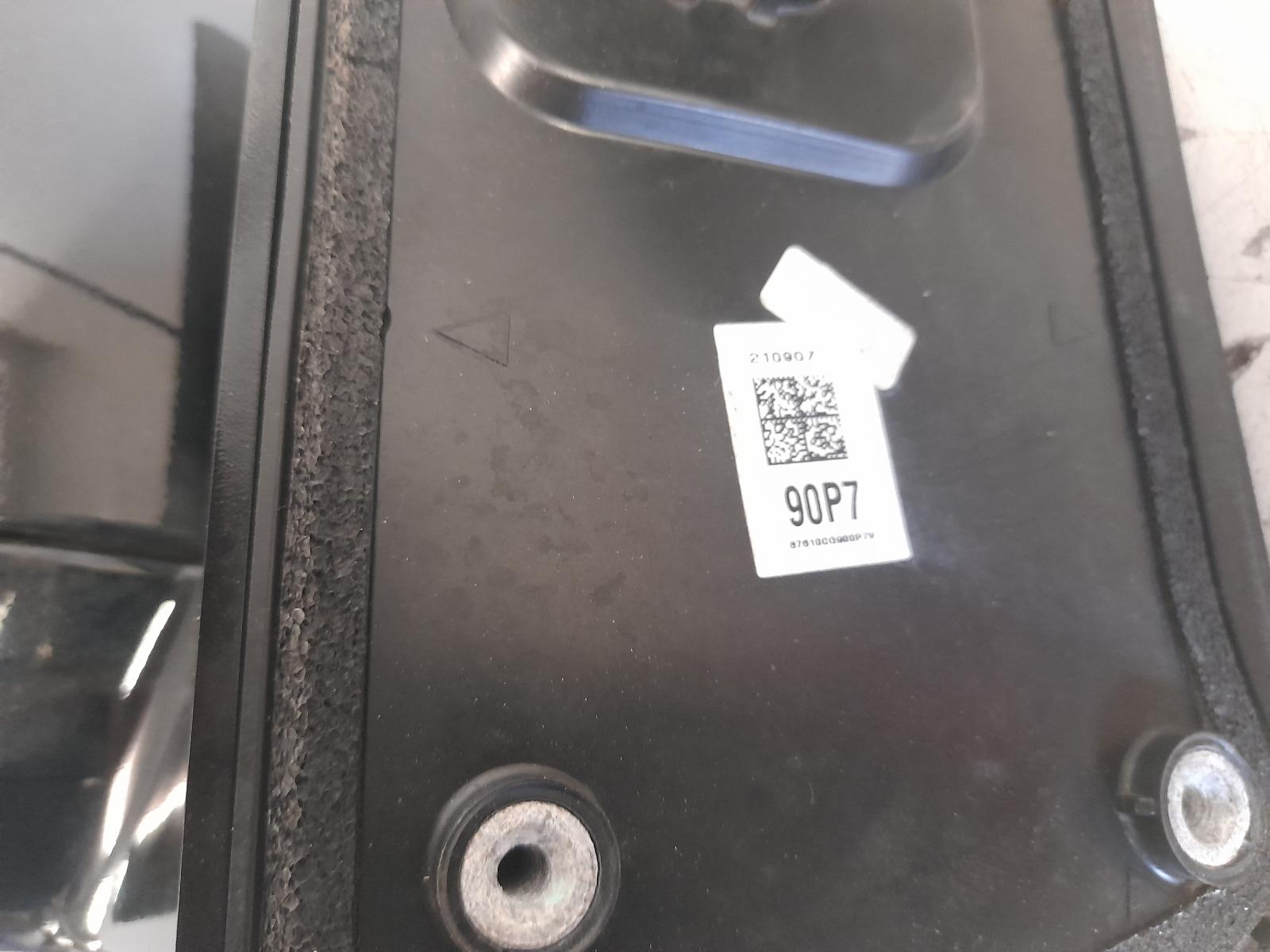 View Auto part Left Door Mirror Hyundai Staria 2022
