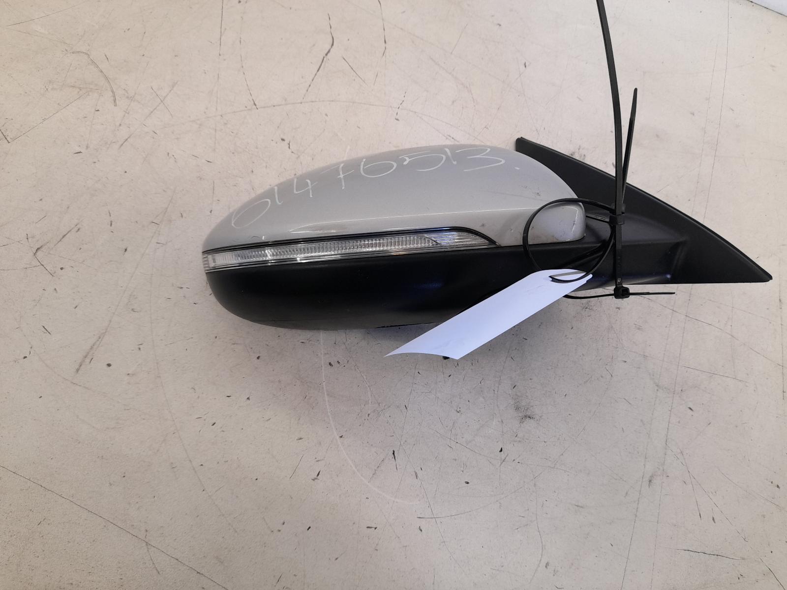 View Auto part Right Door Mirror Kia Cerato 2020