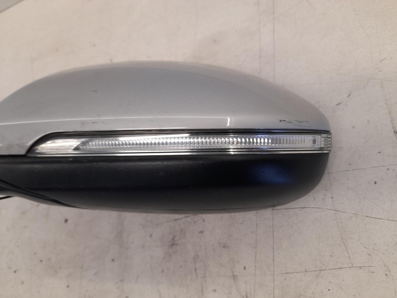 View Auto part Left Door Mirror Kia Cerato 2020